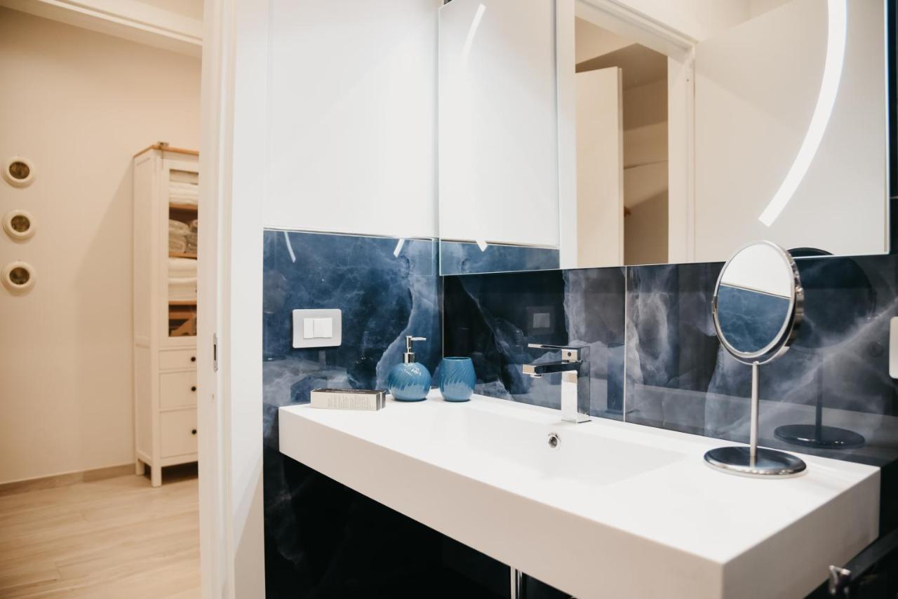 Terra Mia Suite - Chi Tene' O Mare Napoli Esterno foto