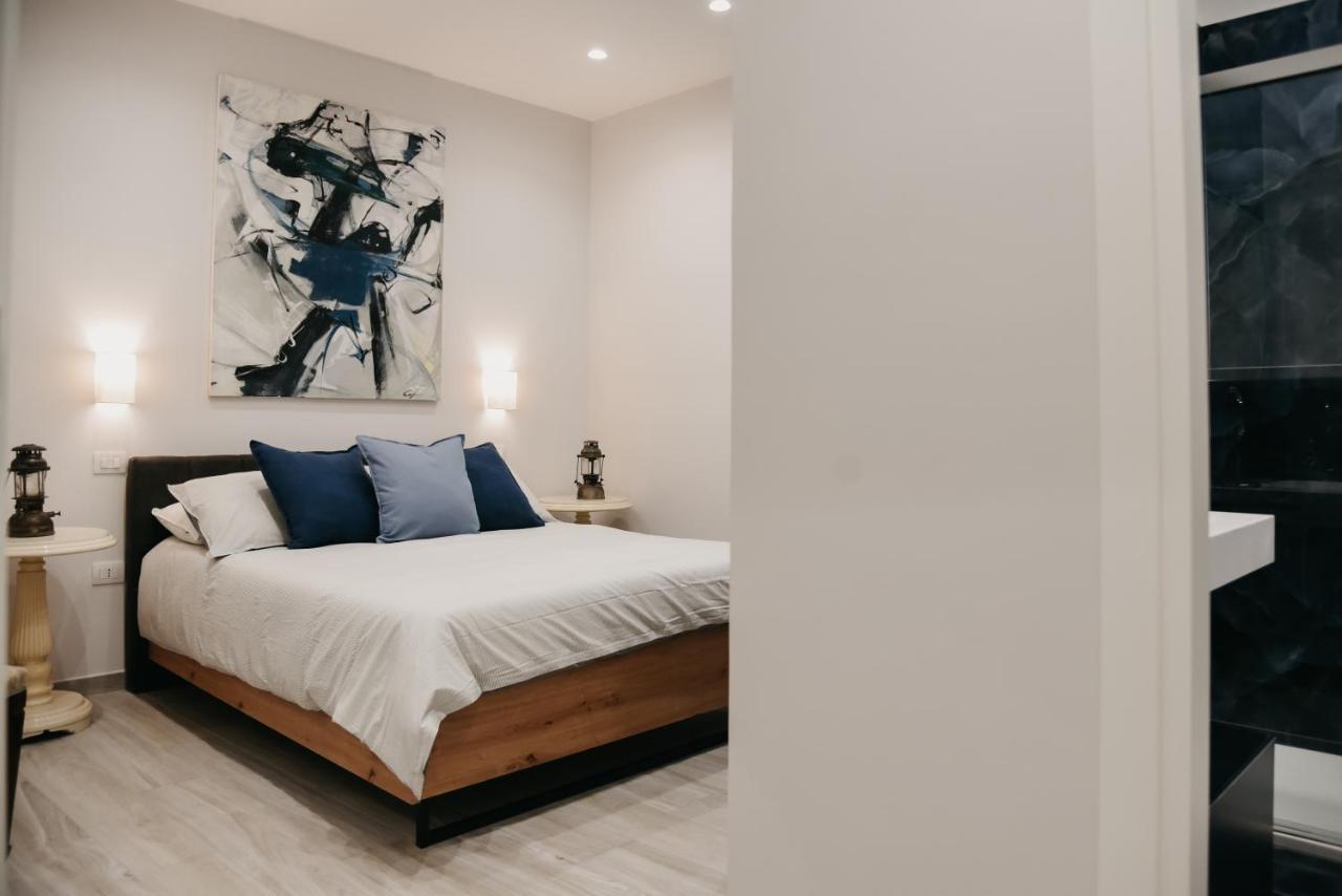 Terra Mia Suite - Chi Tene' O Mare Napoli Esterno foto